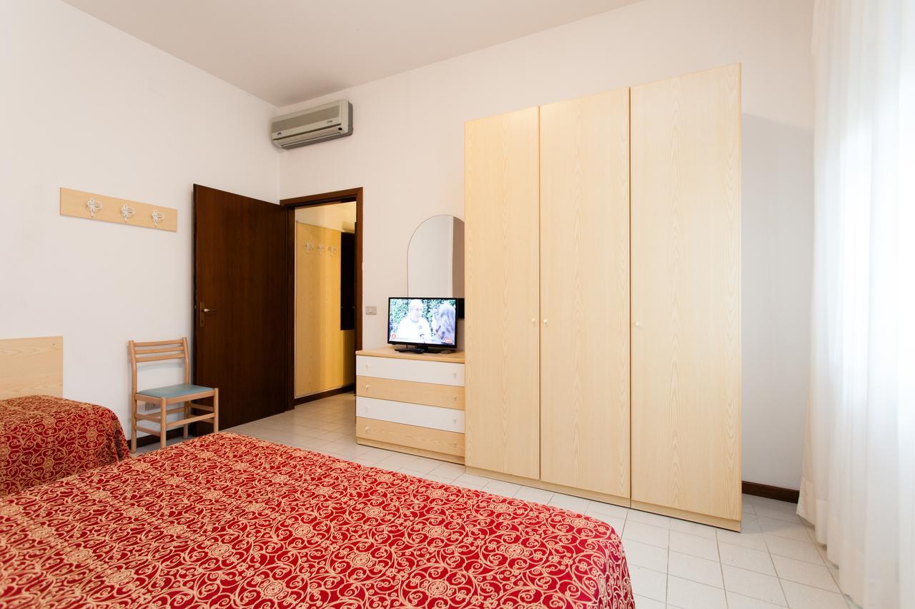 Residence Marina Lido di Jesolo Buitenkant foto